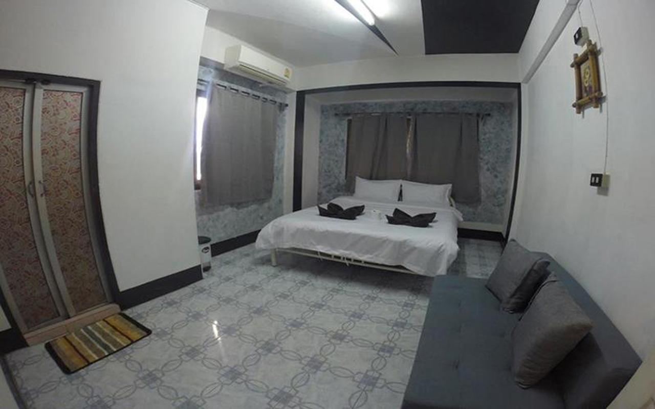 Purple Monkey Backpackers Chiang Mai Hostel Εξωτερικό φωτογραφία