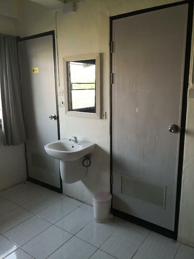 Purple Monkey Backpackers Chiang Mai Hostel Εξωτερικό φωτογραφία